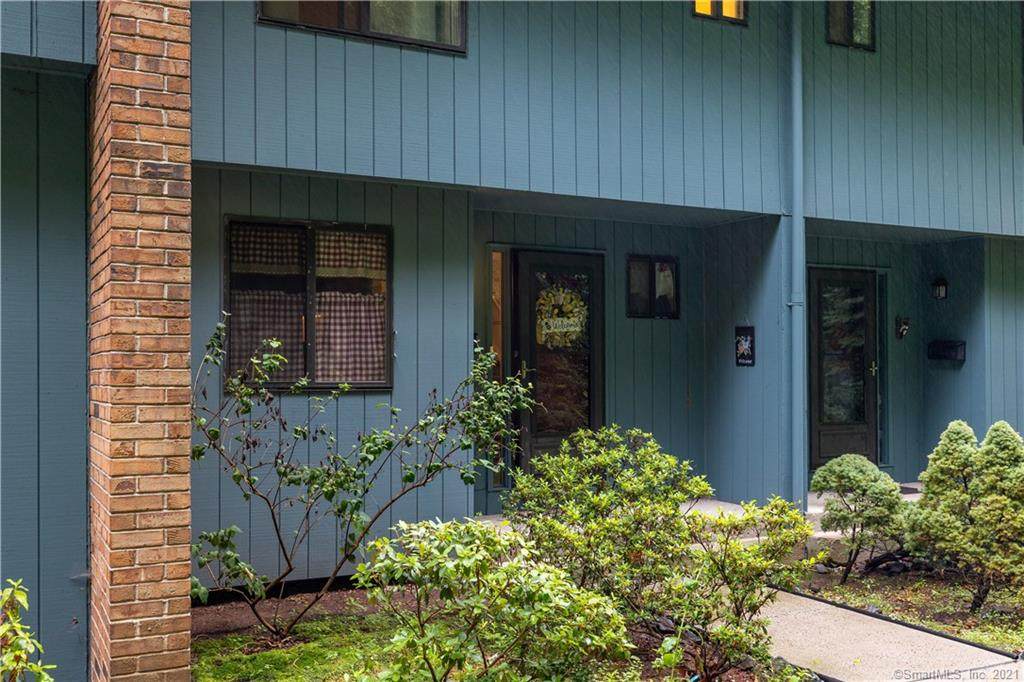 5 Debra Court - Photo 1