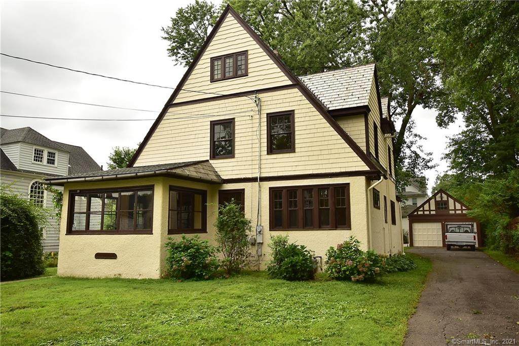 19 Lexington Road - Photo 1