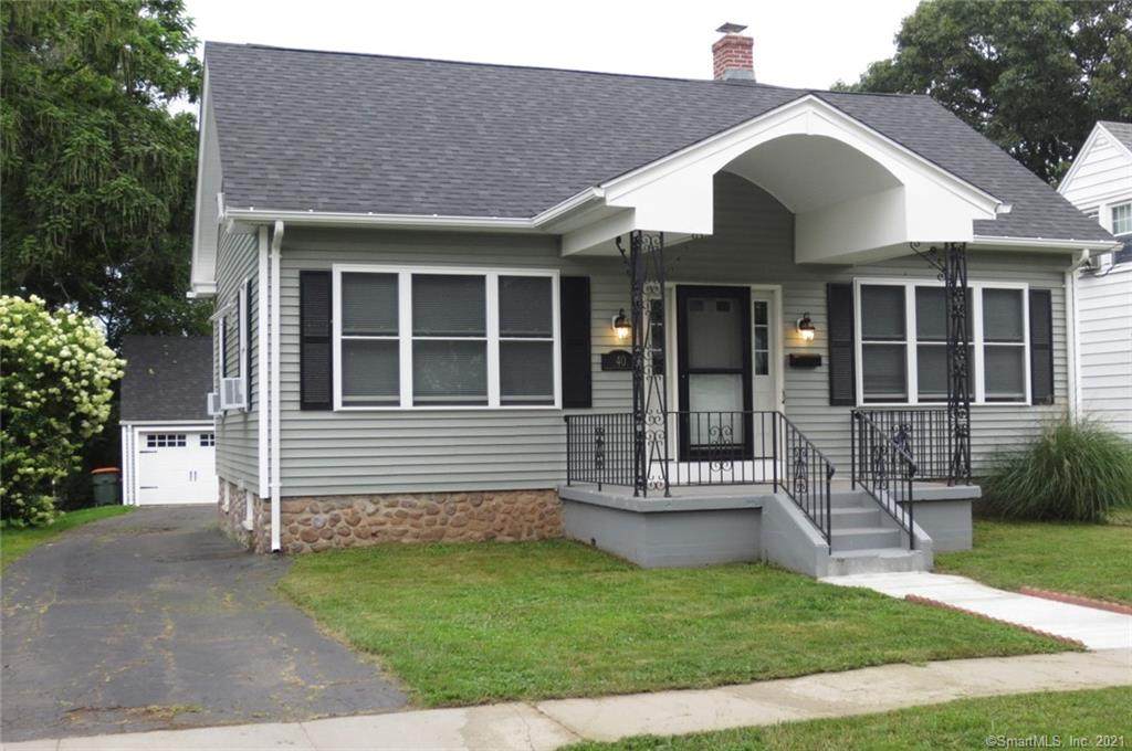 40 Wilbur Avenue - Photo 1