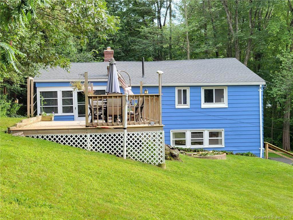 19 Pinnacle Road - Photo 1