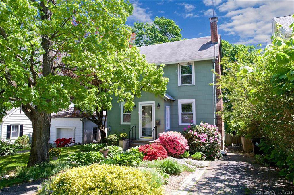 71 Knickerbocker Avenue - Photo 1