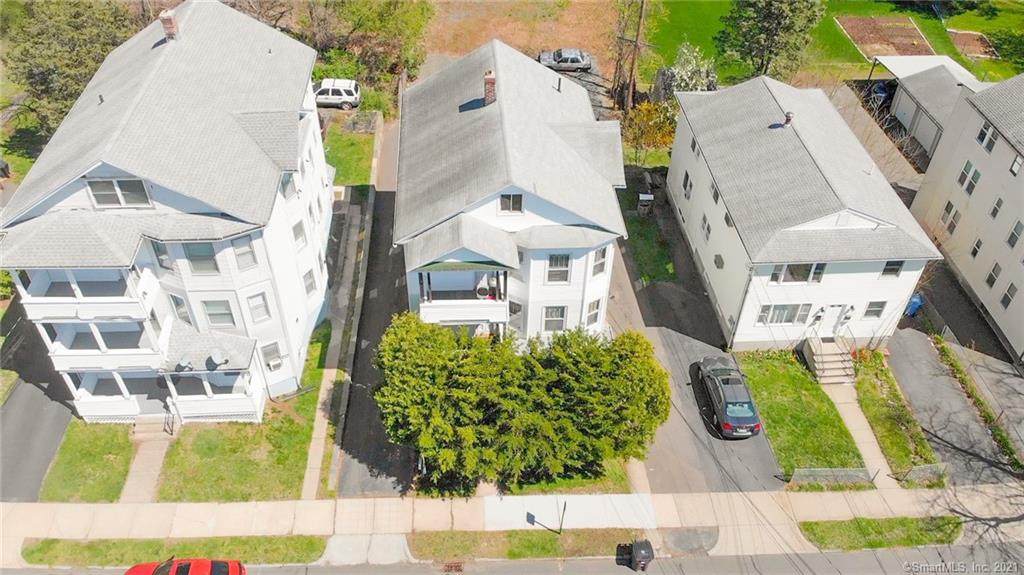 79 Albany Avenue - Photo 1