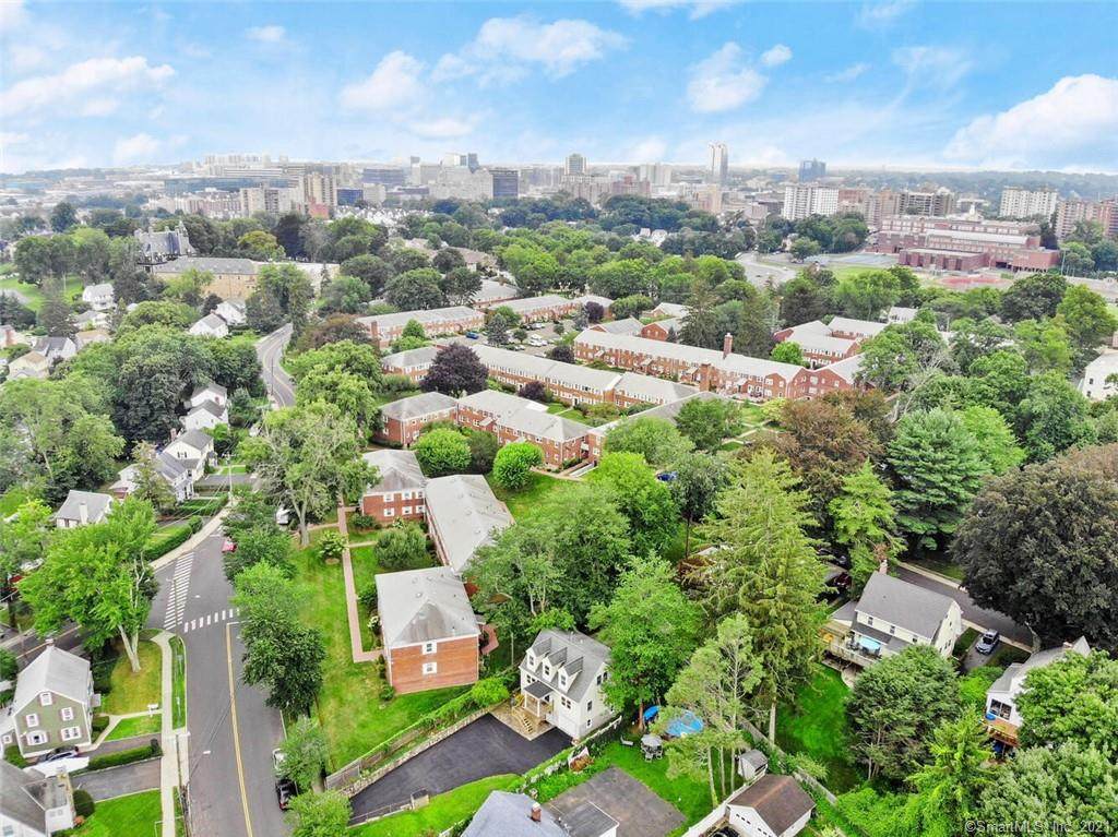 284 Glenbrook Road - Photo 1