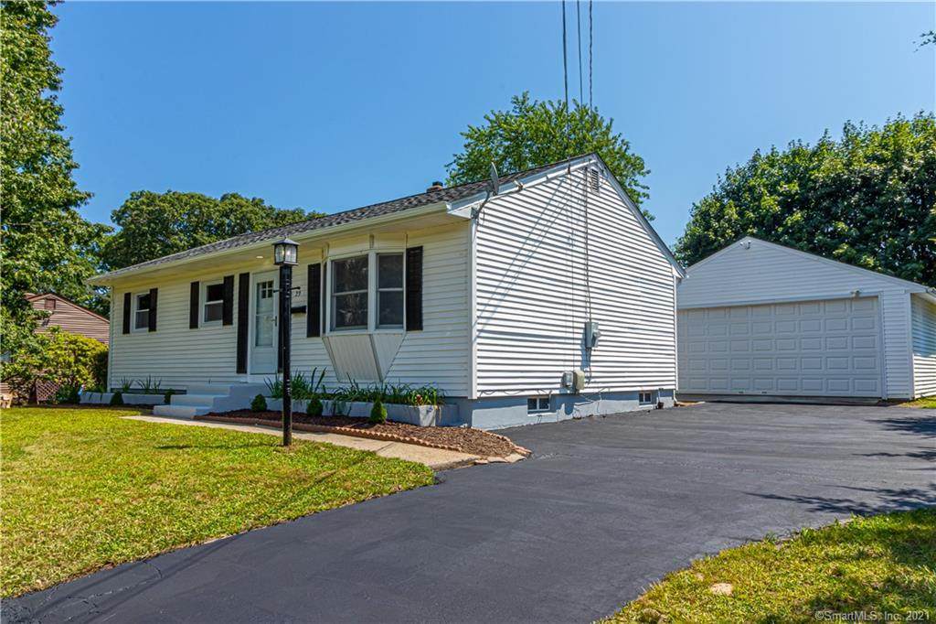 23 Mcintosh Avenue - Photo 1