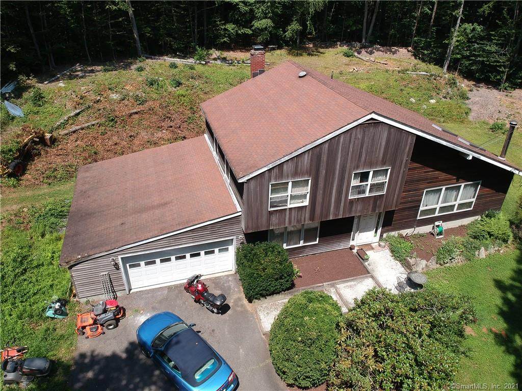 8 Saddle Ridge Road - Photo 1