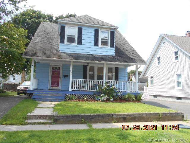547 Woodlawn Avenue - Photo 1