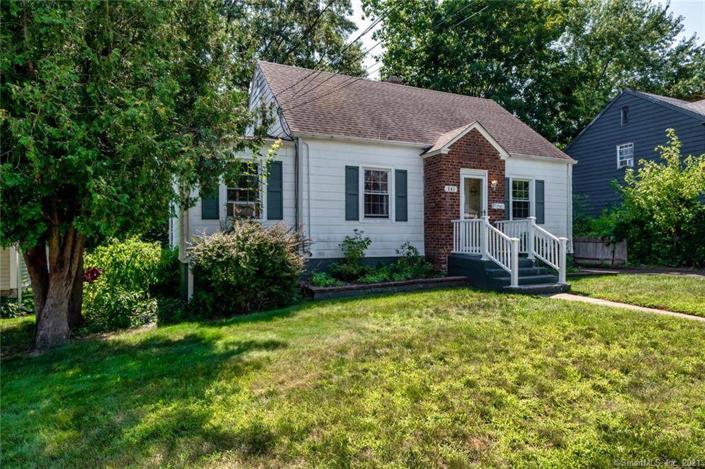 301 Davis Street - Photo 1