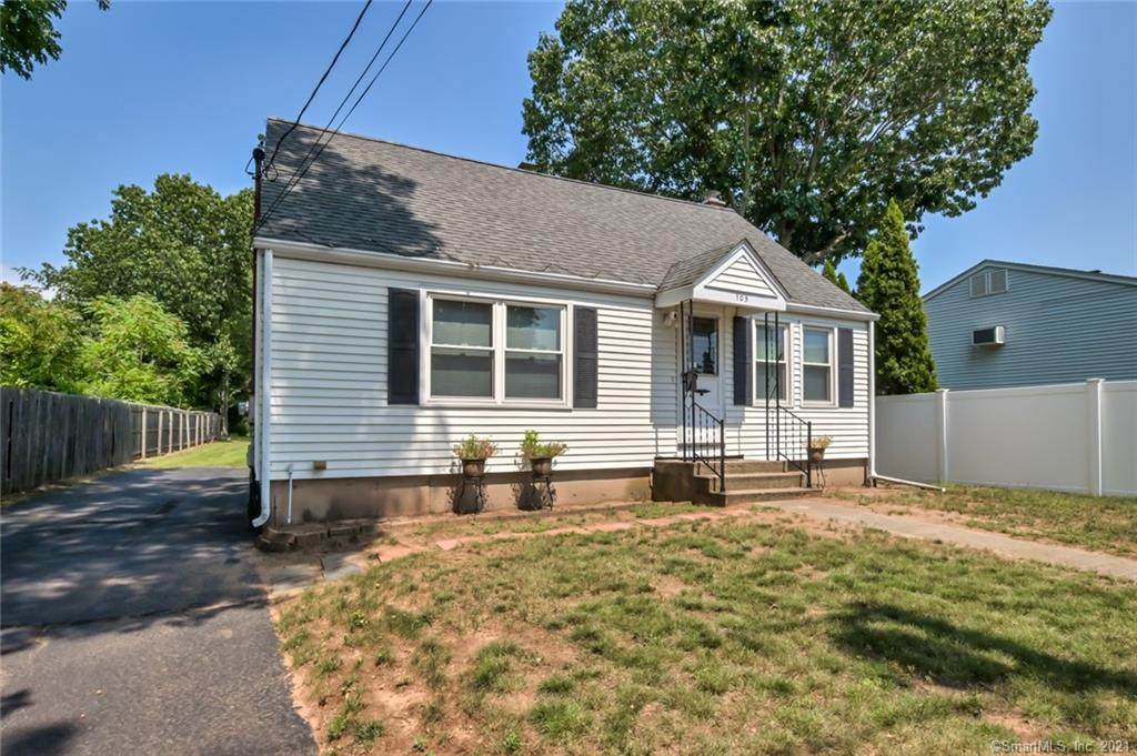 105 Hosford Street - Photo 1