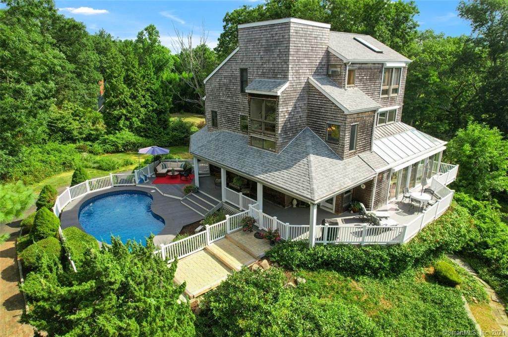 111 Deepwood Drive - Photo 1