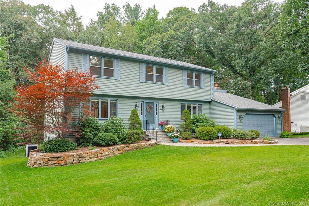 11 Tallwood Road - Photo 1