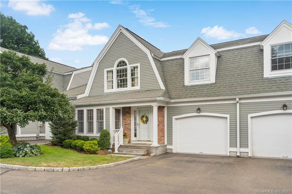 37 Lakeview Avenue - Photo 1
