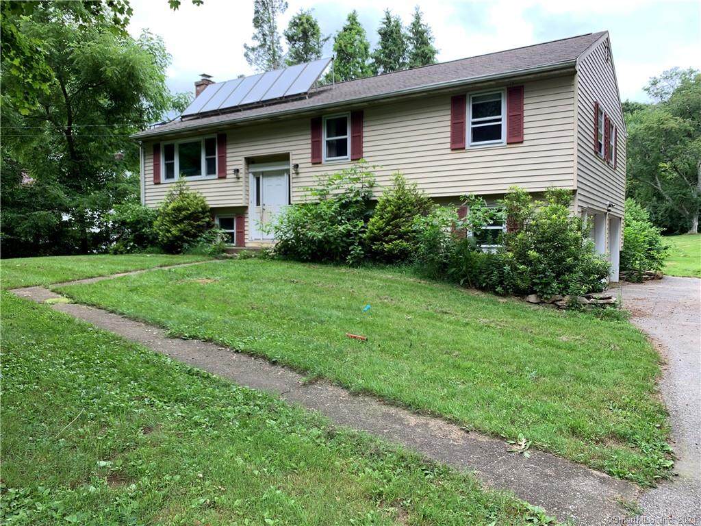 105 Thomas Road - Photo 1