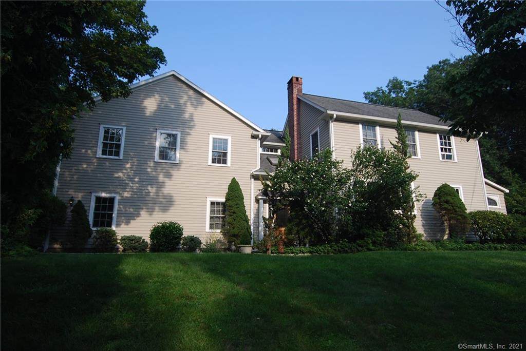 245 Newtown Turnpike - Photo 1