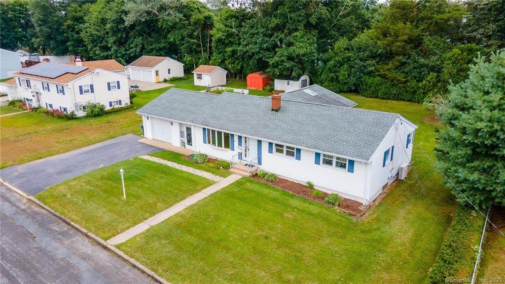 17 Sandy Hollow Drive - Photo 1