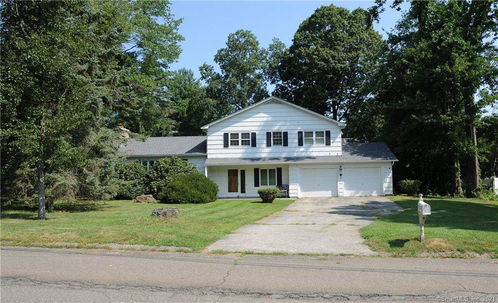 74 Fieldcrest Drive - Photo 1