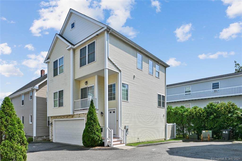 189 Seaside Avenue - Photo 1