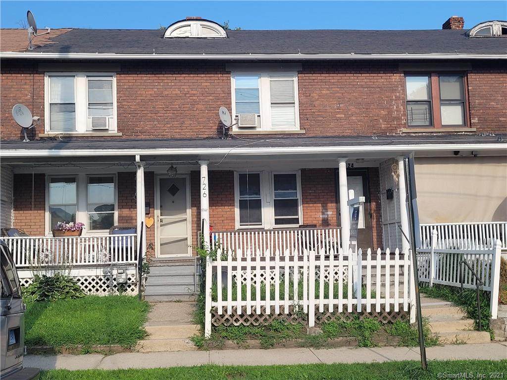 726 Brooks Street - Photo 1