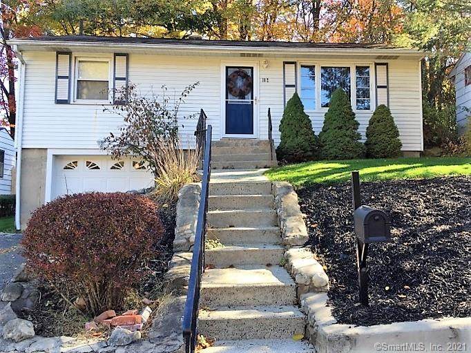 102 Oldham Avenue - Photo 1