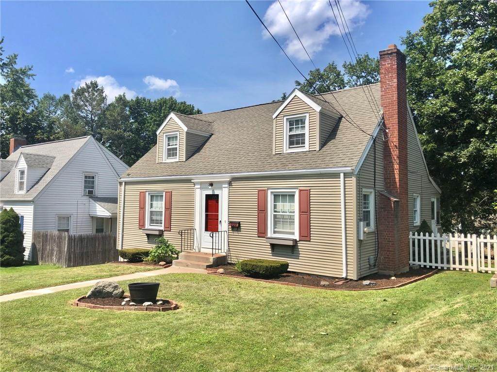 229 Henry Street - Photo 1