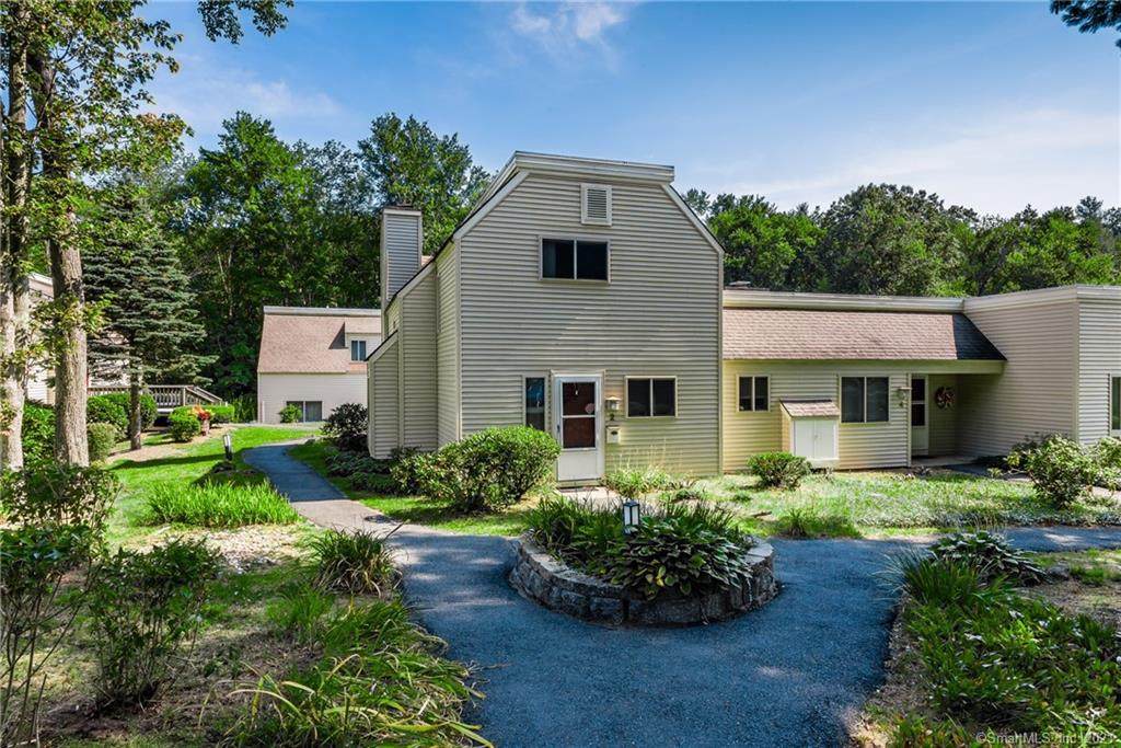 2 Carriage Drive - Photo 1