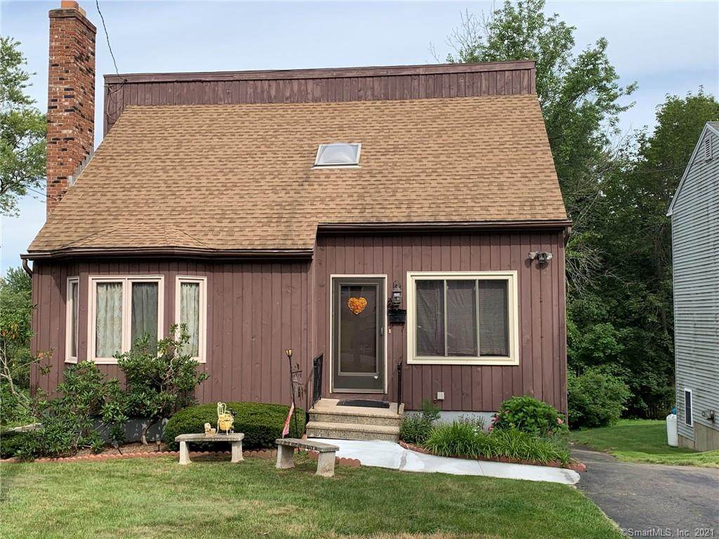 38 Sinclair Street - Photo 1