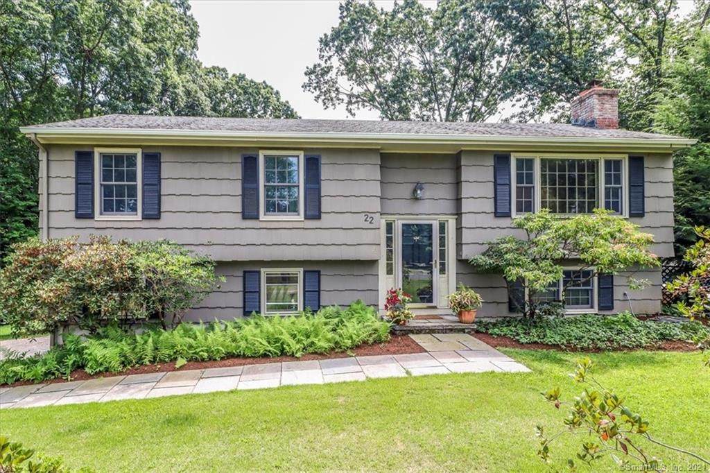 22 Putnam Road - Photo 1