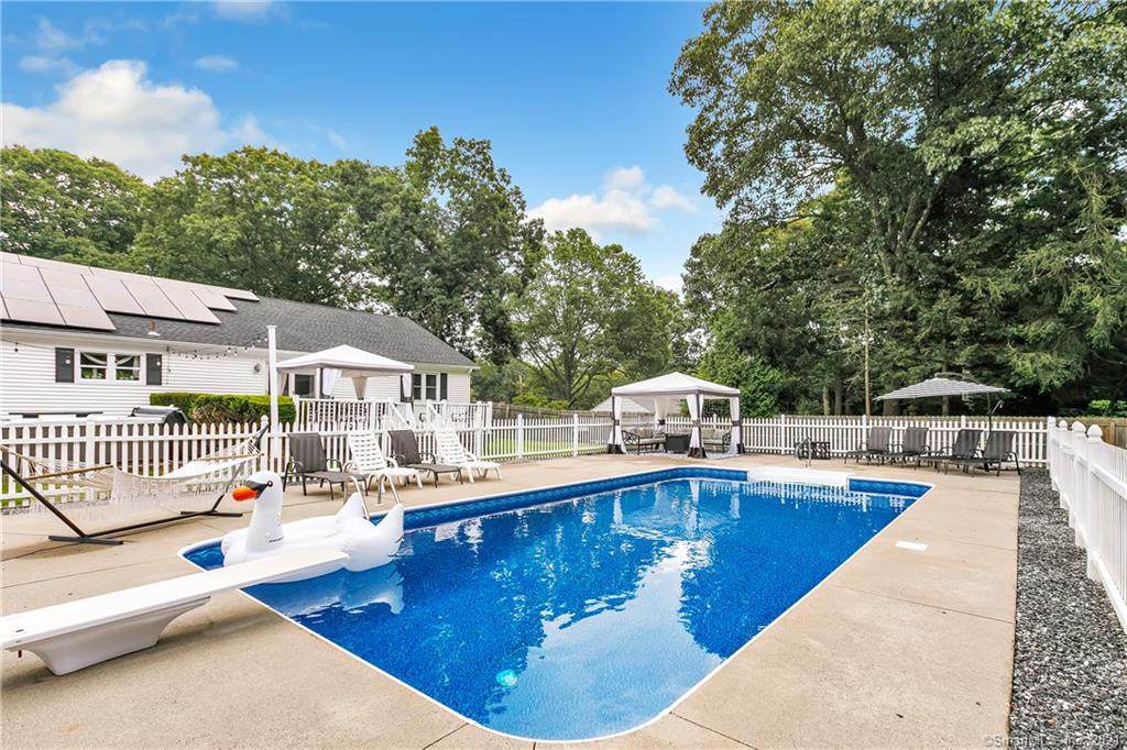 11 Birchwood Drive - Photo 1