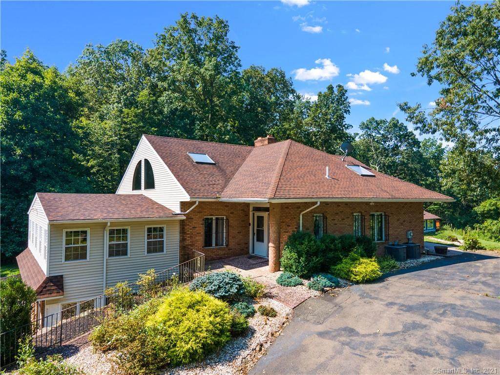 5 Angela Court - Photo 1