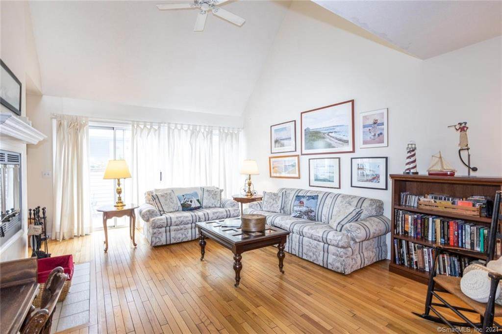 75 Wilton Crest - Photo 1