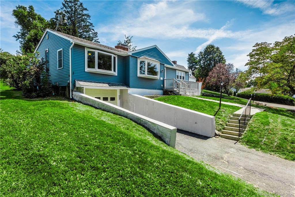 186 Carpenter Avenue - Photo 1