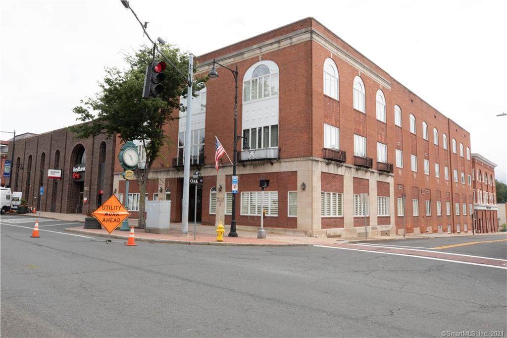 935 Main Street - Photo 1