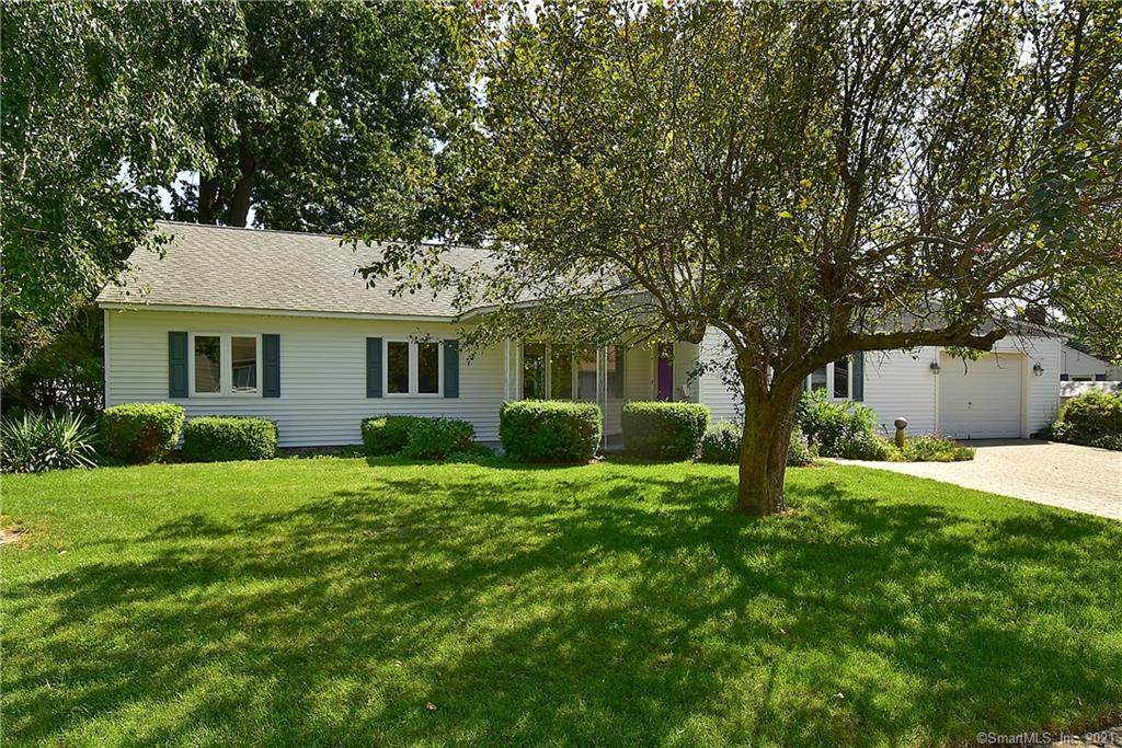 77 Elizabeth Drive - Photo 1
