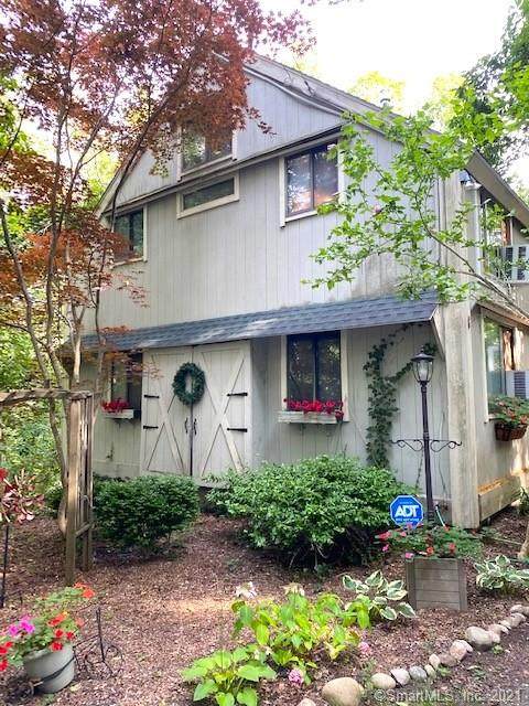 28 Woodland Drive - Photo 1