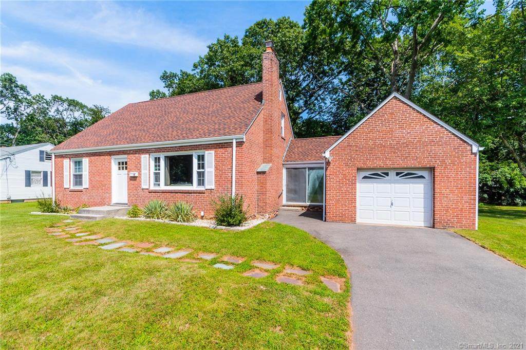 40 Belrose Avenue - Photo 1
