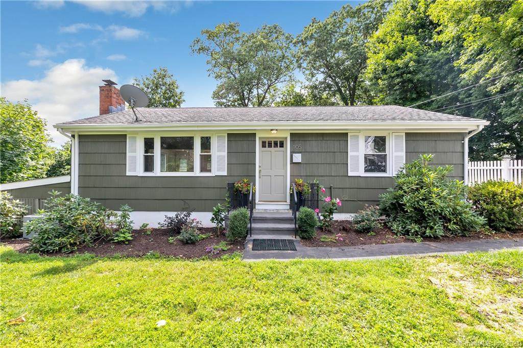 105 Loomis Street - Photo 1
