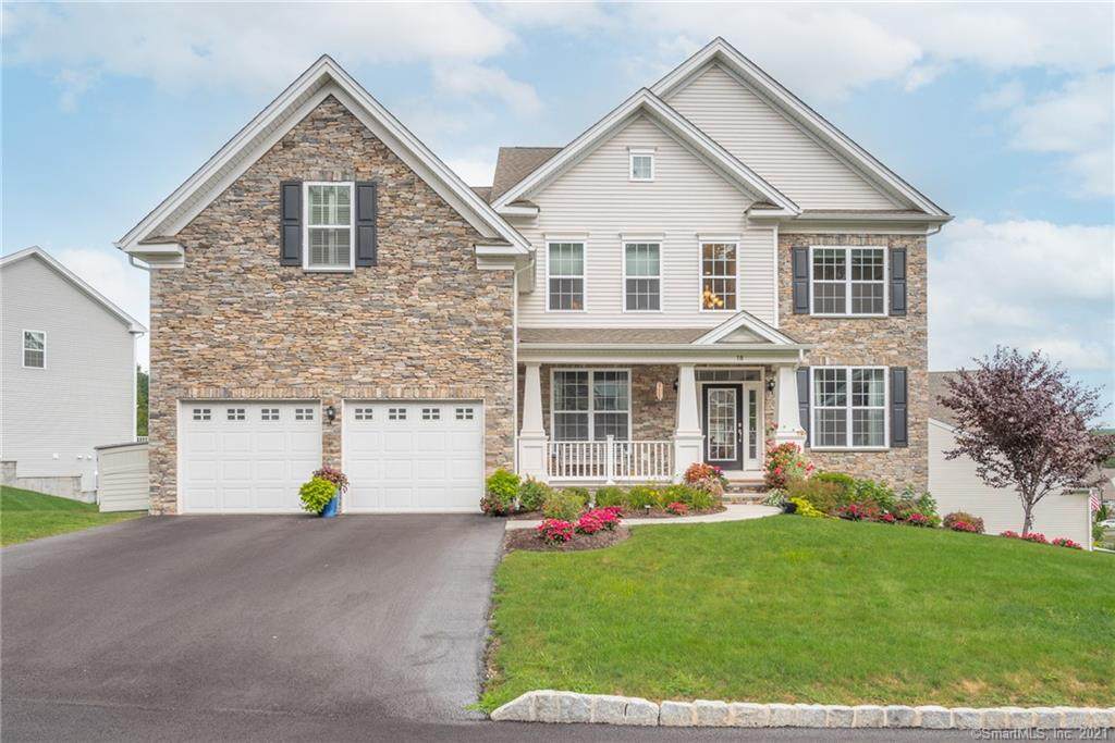 18 Crossing Way - Photo 1