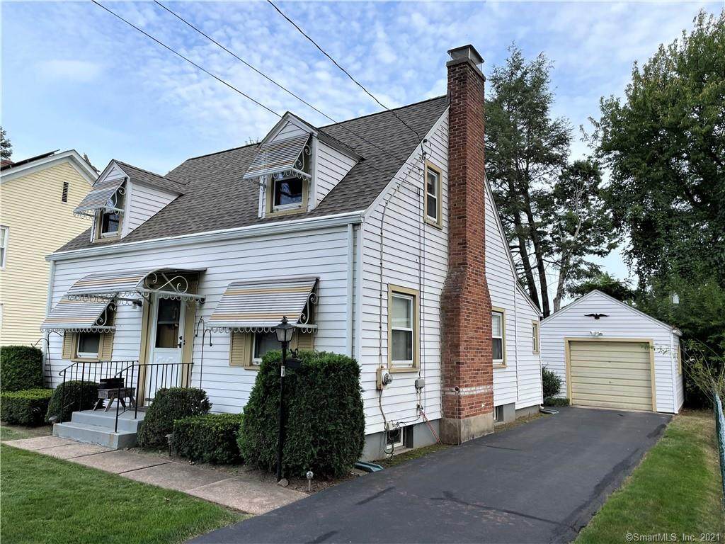 6 Marguerite Avenue - Photo 1