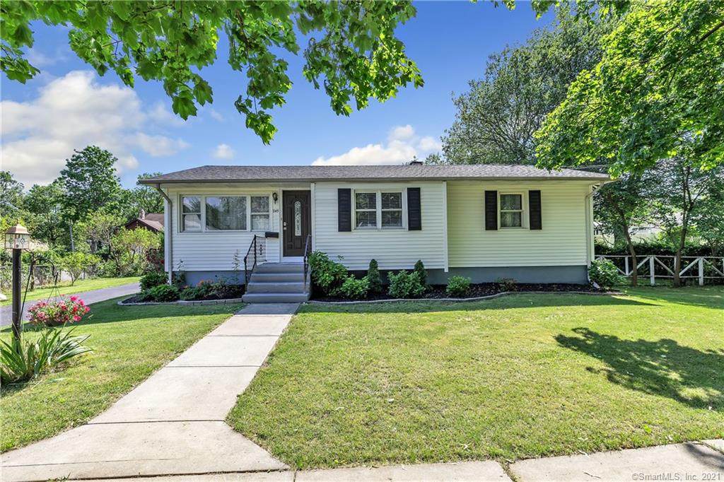 245 Albert Avenue - Photo 1