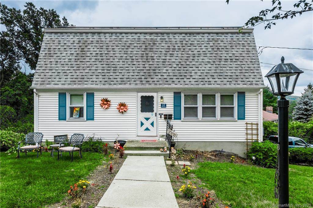 112 Haig Avenue - Photo 1