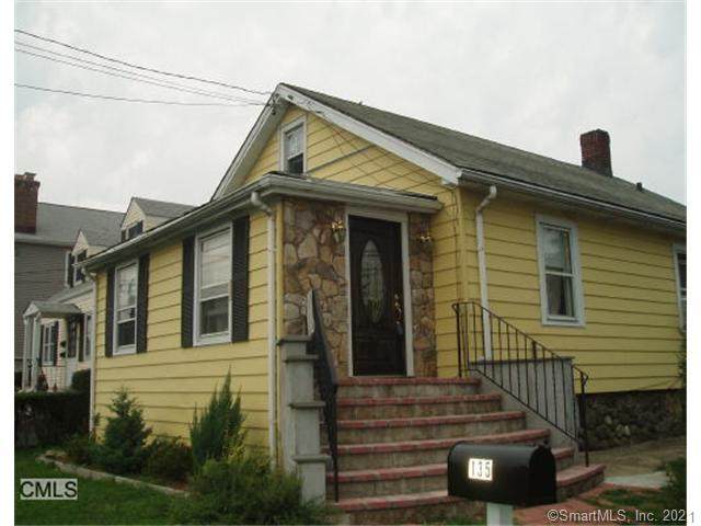 135 Southfield Avenue - Photo 1