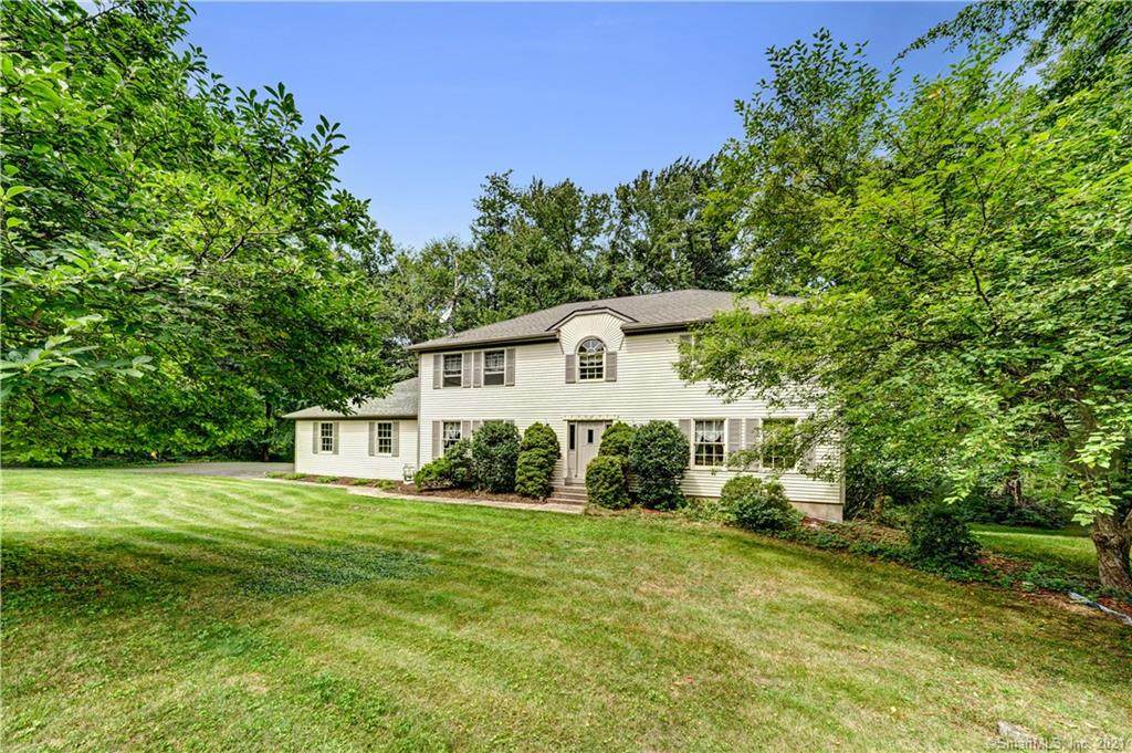 19 Alison Court - Photo 1