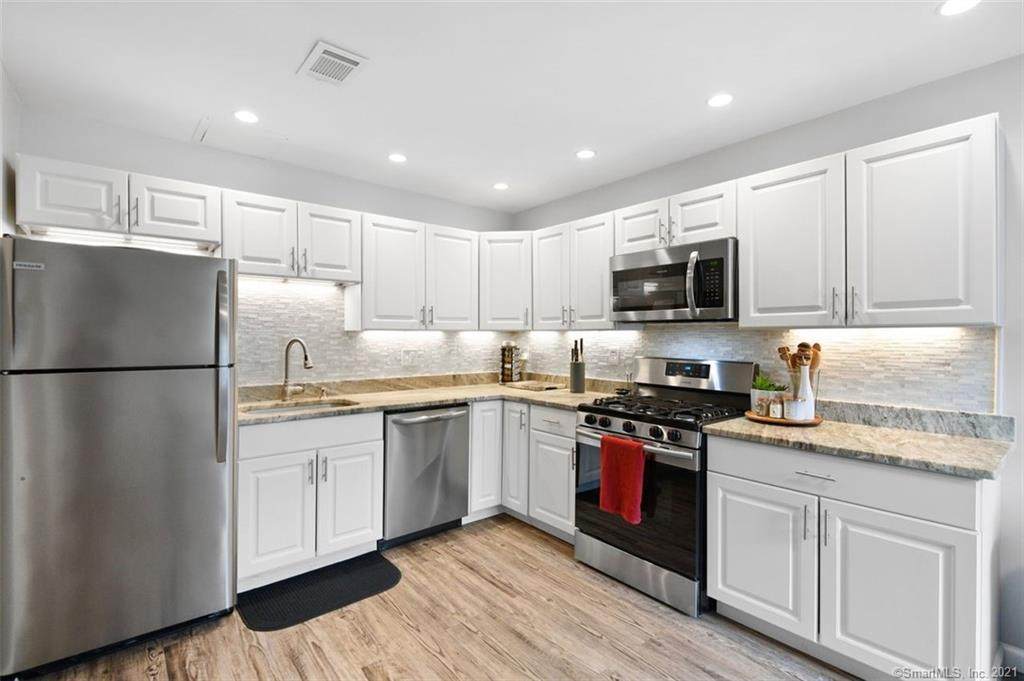 22 Redwood Drive - Photo 1