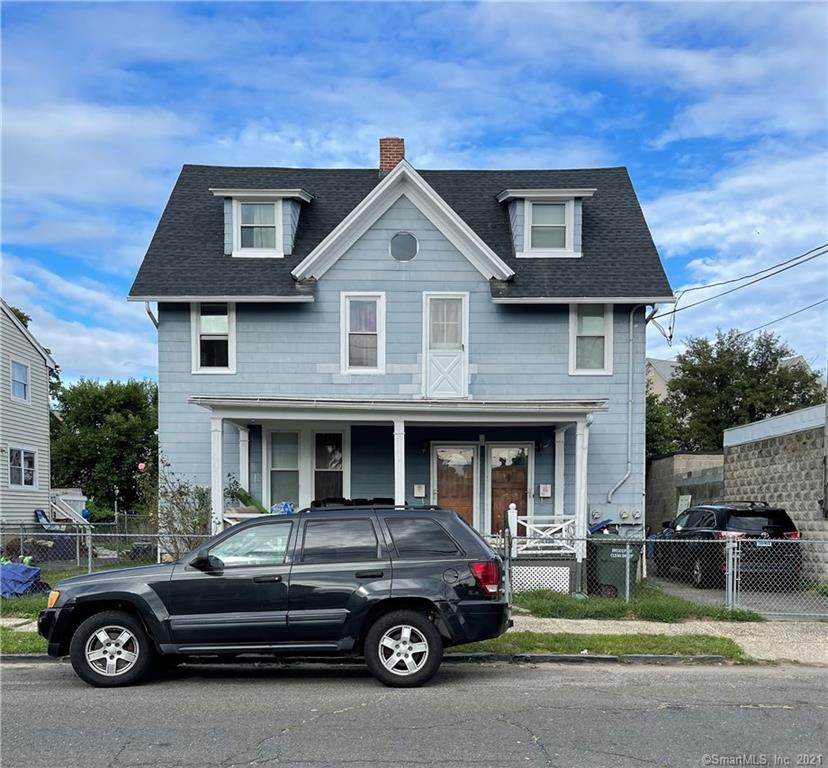 384 Wells Street - Photo 1