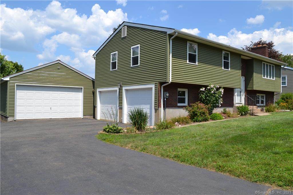 146 Hummingbird Drive - Photo 1