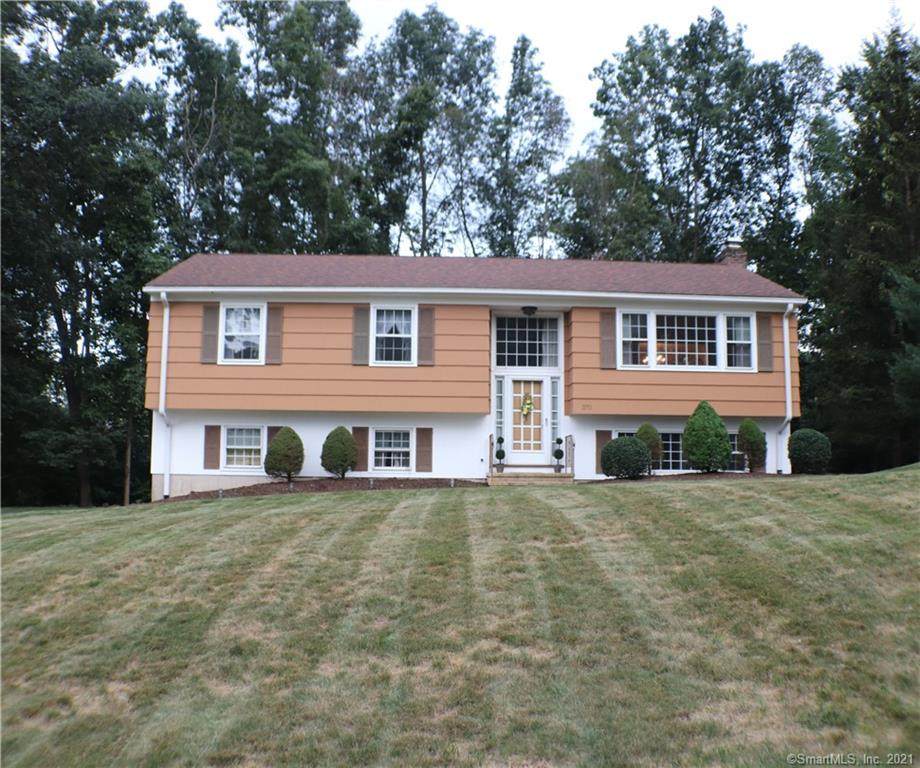 370 Oak Drive - Photo 1