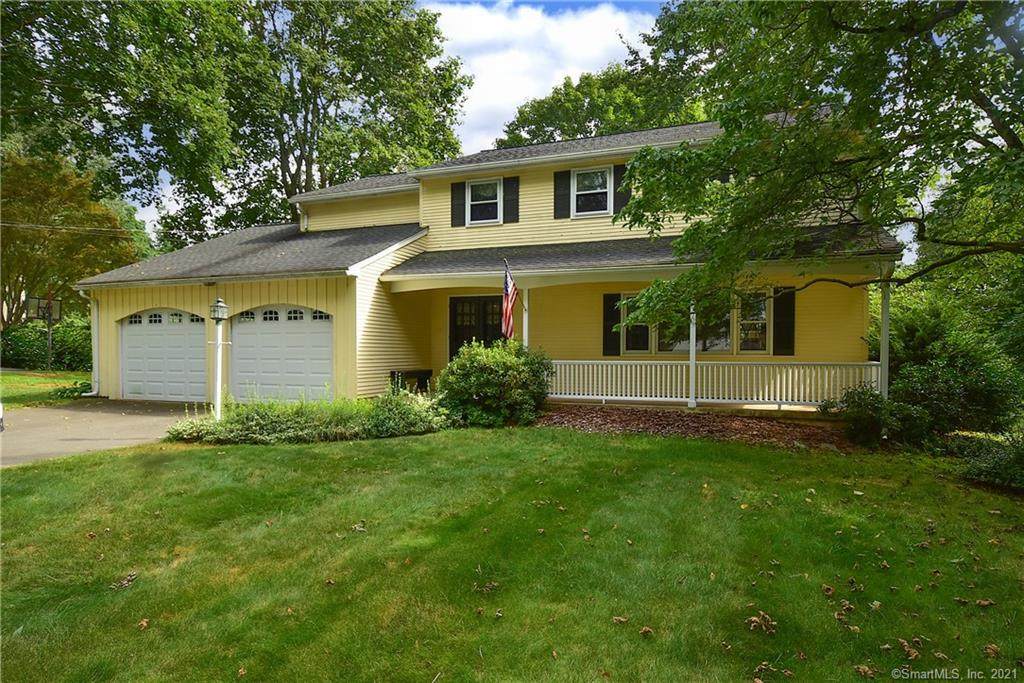 10 Standish Road - Photo 1