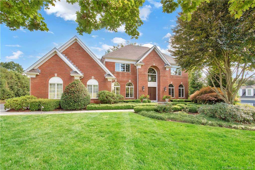 123 Brentwood Drive - Photo 1