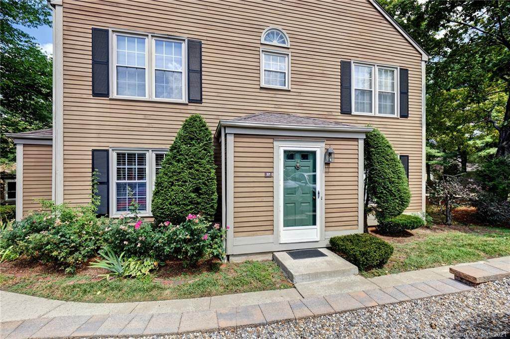 37 Newberry Lane - Photo 1
