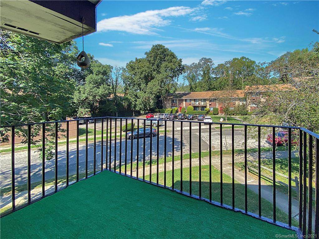 64 Kennedy Drive - Photo 1