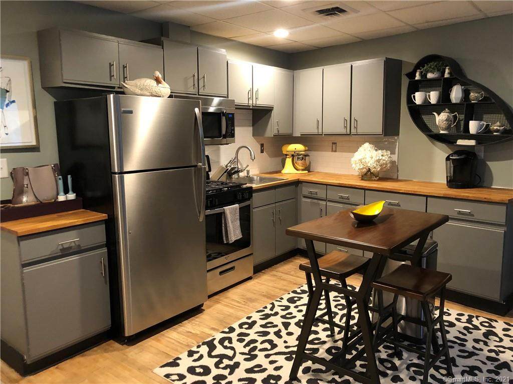 25 Maiden Lane - Photo 1